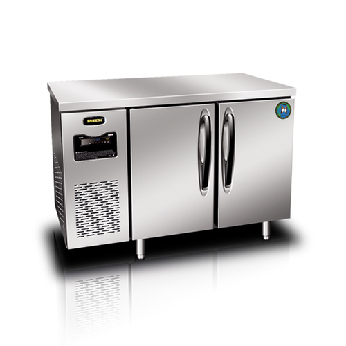 What types of refrigeration equipment commonly use stainless steel, and why is it preferred in these applications?