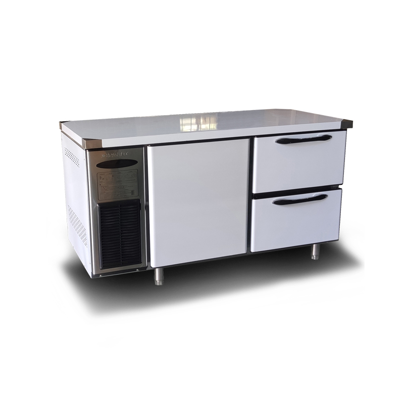 Advantages of a Stainless Steel Counter Refrigerator