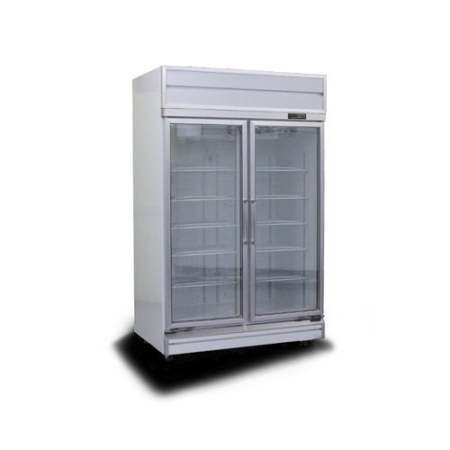 Digital temperature control system helps improve the convenience of display refrigerator operation
