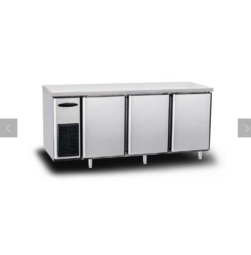 The Benefits of Using an Undercounter Beverage Refrigerator Cooler