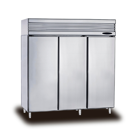 Minimizing Cross-Contamination and Bacterial Growth in Upright Stainless Steel Refrigerators